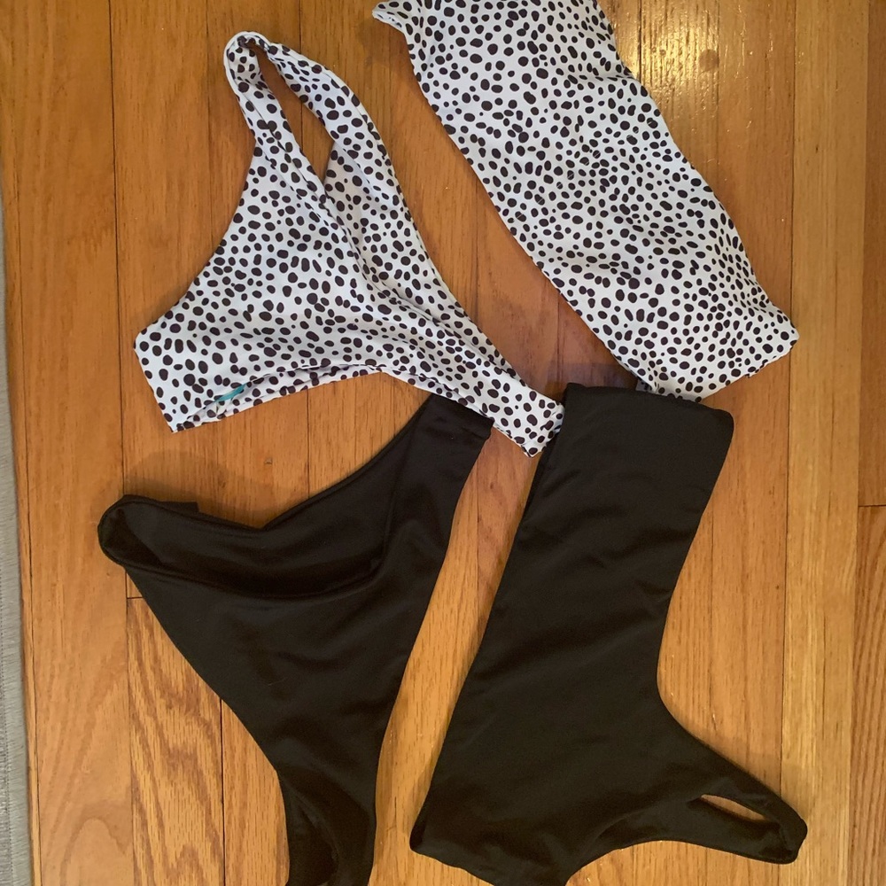 Bundle of two swimsuits